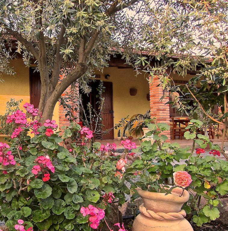 Agriturismo Sa Tiria Теулада Экстерьер фото