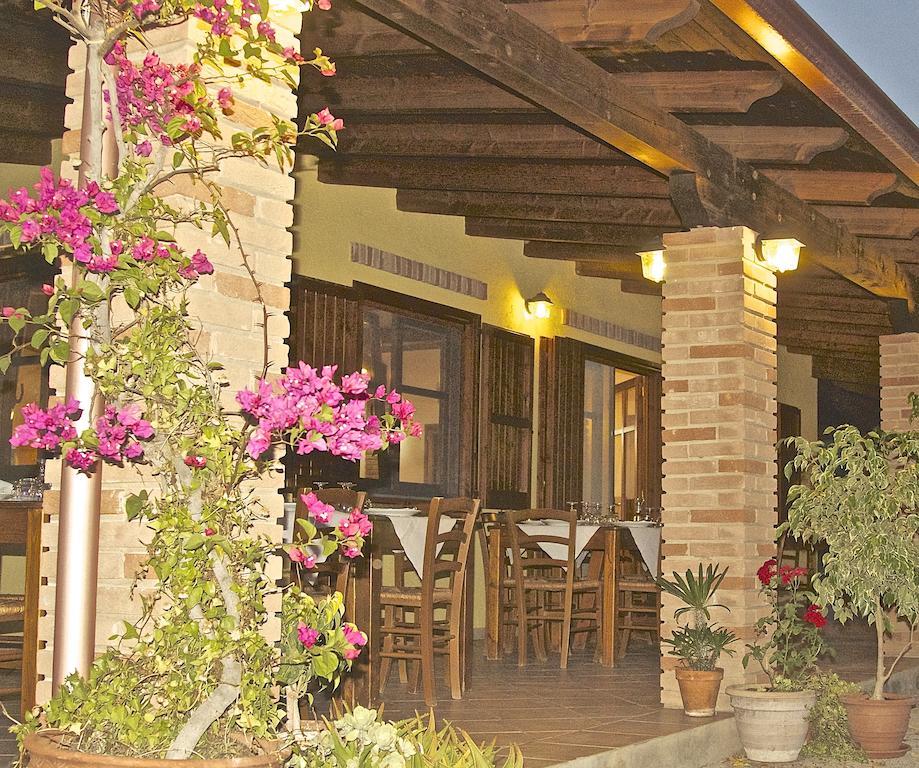 Agriturismo Sa Tiria Теулада Экстерьер фото